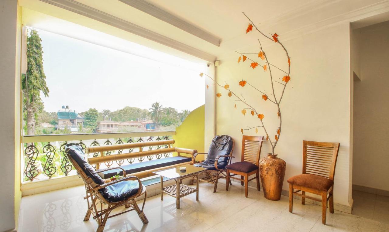 Treebo Trend Skylight Royal Stay Candolim Bagian luar foto